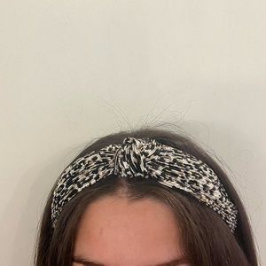 Adorable leopard knot headband